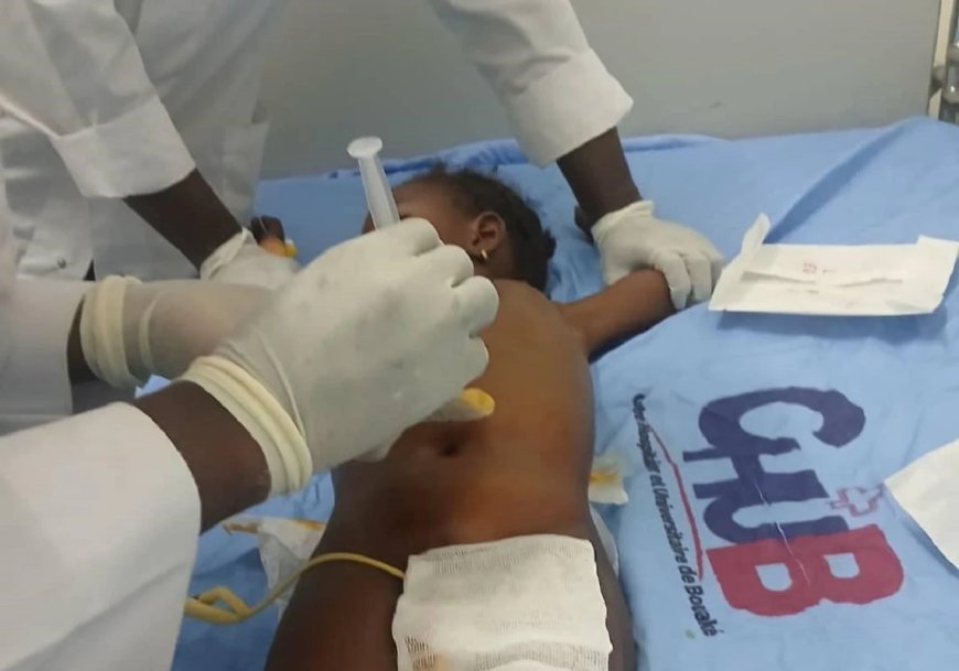 Côte d’Ivoire : une équipe de néphrologues ivoiriens réussit la première séance de dialyse péritonéale au CHU de Bouaké