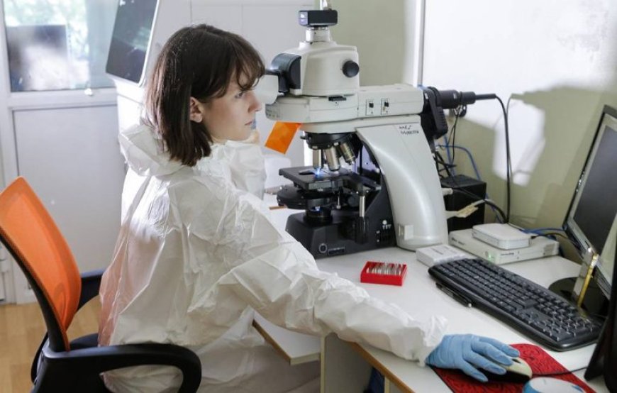 Neooncovac : le premier vaccin russe à ARNm contre le cancer franchit une étape clé