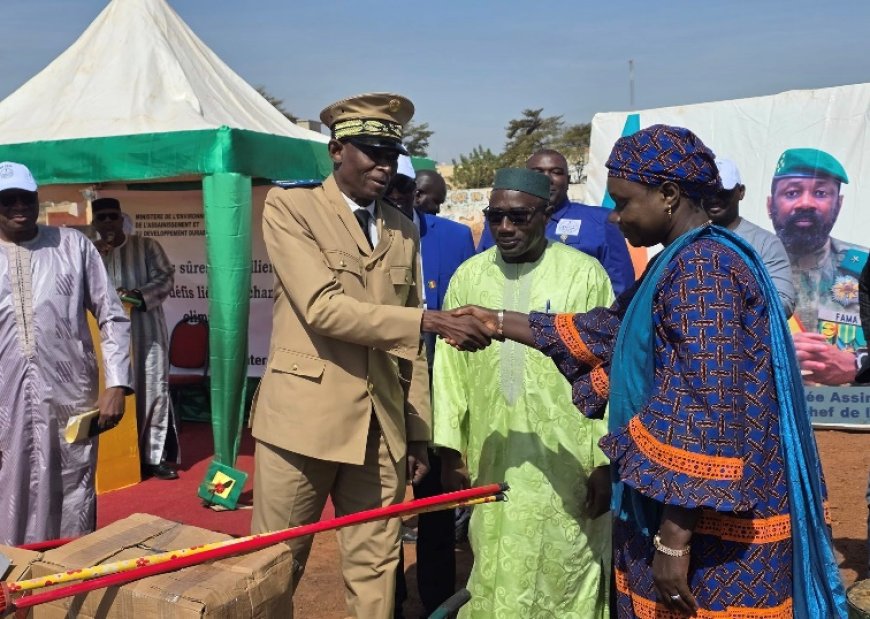Mali/Journée mondiale des toilettes : des écoles et centres de santé dotés en matériels d’assainissement à Bamako