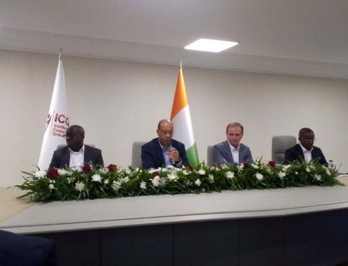 Côte d’Ivoire : l'Institut Cœur de Grâce réalise les premières interventions chirurgicales cardiaques à Abidjan