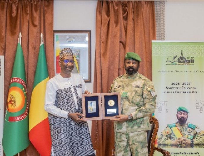 Mali : le Pr Abdoulaye Djimdé reçoit deux distinctions internationales majeures dans le domaine de la recherche scientifique